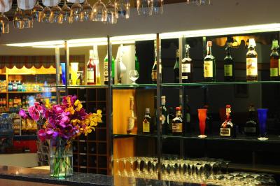 پانتیپ سوئیتز ساتورن بای آسپیرا