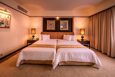 پانتیپ سوئیتز ساتورن بای آسپیرا