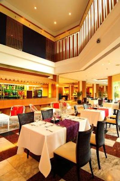 پانتیپ سوئیتز ساتورن بای آسپیرا