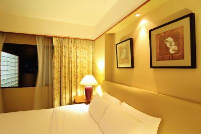 پانتیپ سوئیتز ساتورن بای آسپیرا