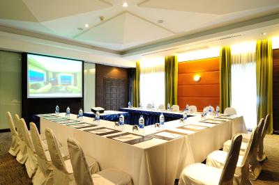 پانتیپ سوئیتز ساتورن بای آسپیرا