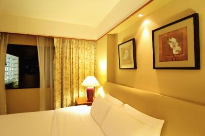 پانتیپ سوئیتز ساتورن بای آسپیرا