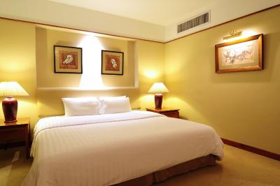 پانتیپ سوئیتز ساتورن بای آسپیرا