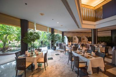 پانتیپ سوئیتز ساتورن بای آسپیرا