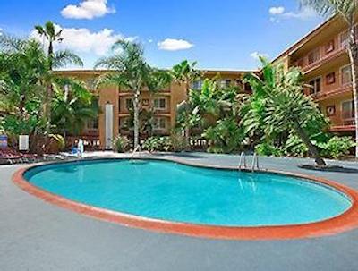 دز این میسشن والی کوالکم استادیوم/اسدسو