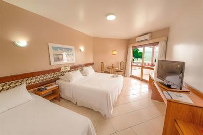 بست وسترن شالیمار پریا هتل