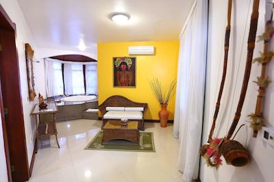 بست وسترن شالیمار پریا هتل