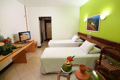 بست وسترن شالیمار پریا هتل