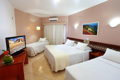 بست وسترن شالیمار پریا هتل