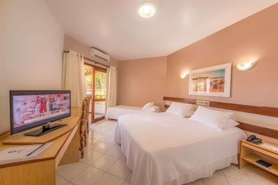 بست وسترن شالیمار پریا هتل