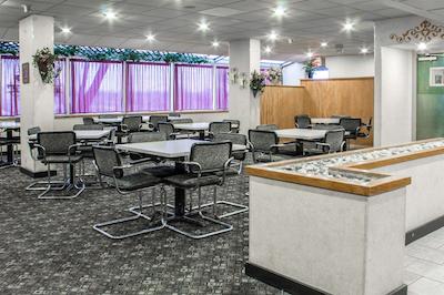 ردو این اند کنفرنس سنتر