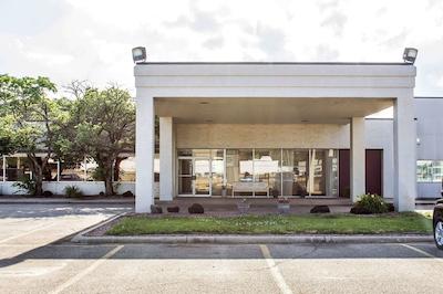 ردو این اند کنفرنس سنتر