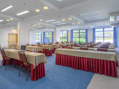 هتل کمپو لارگو اکسپرز