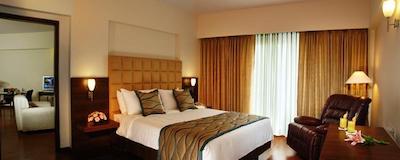 فرتون سلکت ترینیتی بنگالورو