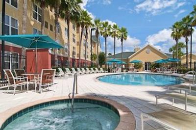 هموود سویتز بای هیلتون اُرلاندو-وکف اریا