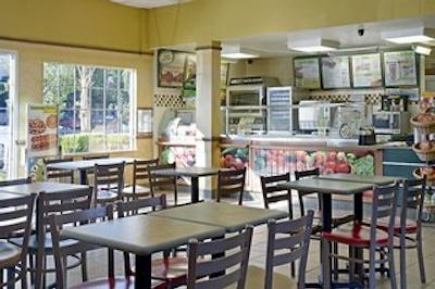 امریکاز بست والو این-فرسنو کنونشن سنتر/دونتون