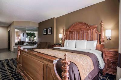 کوالیتی این اند سویتز ای-35 / والنوت هیل