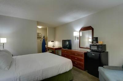 واگابند این سان دیگو آیرپرت مارینا