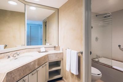 ایبرستار سلکشن کانکن