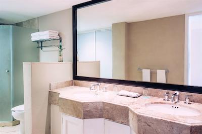 ایبرستار سلکشن کانکن