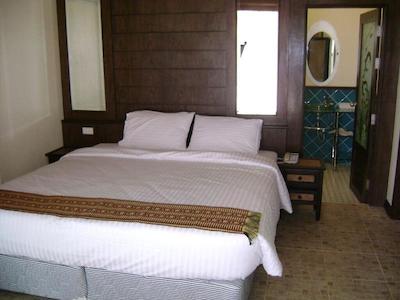 ه2 هوا هین رسیدنس