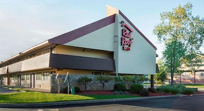 رد روف این ایندیاناپلیز نرد-کلج پارک