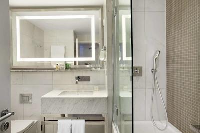 هیلتون لندن انجل ایسلینگتون