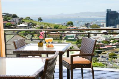 سینال هیل لج