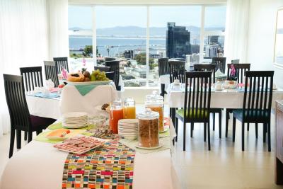 سینال هیل لج