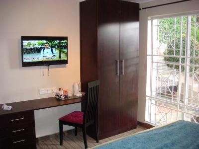 سینال هیل لج