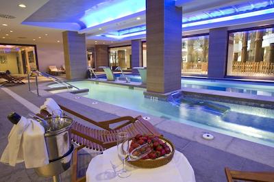 هلید ورلد پلینسیا هتل