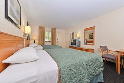 متل 6 سان دیگو میسشن والی ایست