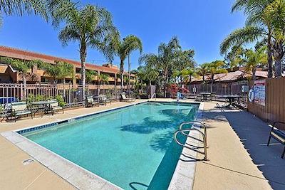 متل 6 سان دیگو میسشن والی ایست