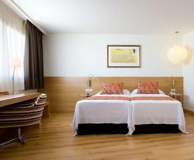 هسپریا کردبا