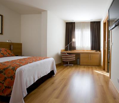 هسپریا کردبا