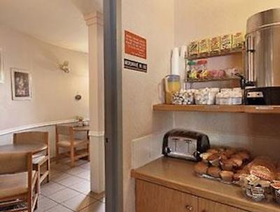 سوپر 8 نرد ب