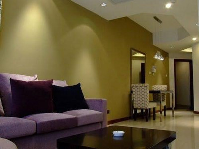 رزیدنس آن ریورز اج