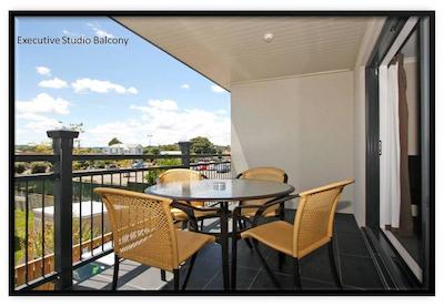 اتیا متر لج