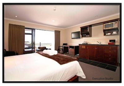 اتیا متر لج