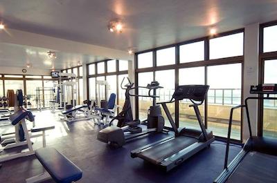 هتل آپارتمان هیلتون کورنیش