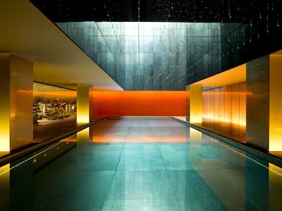 د آپزیت هاوس