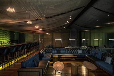 د آپزیت هاوس