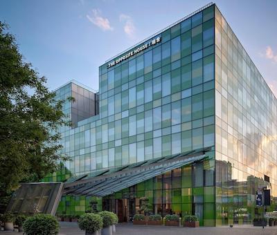 د آپزیت هاوس