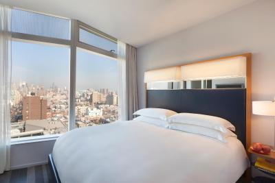 د استاندارد ایست ویلیج-د کوپر اسکوار