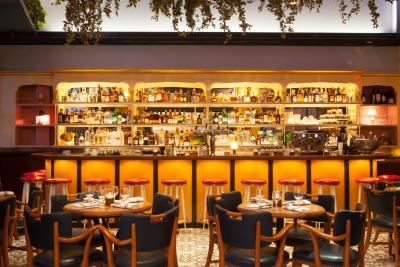 د استاندارد ایست ویلیج-د کوپر اسکوار