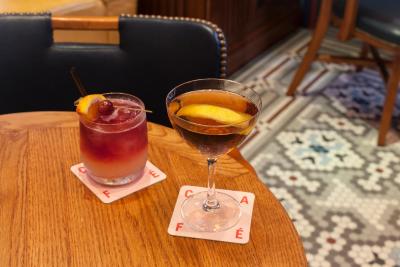 د استاندارد ایست ویلیج-د کوپر اسکوار