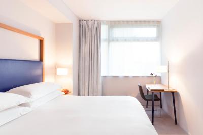 د استاندارد ایست ویلیج-د کوپر اسکوار