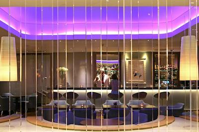 کرون پلازا لیماسل