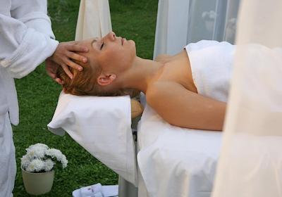 کرون پلازا لیماسل