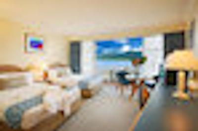 دوبلتری بای هیلتون هتل کیرنز